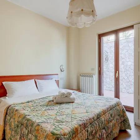 Guesthost - Dream Terrace In Lejlighed Taormina